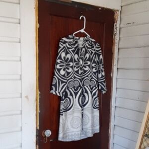 Maeve Black & White Graphic Drawstring-Front Dress